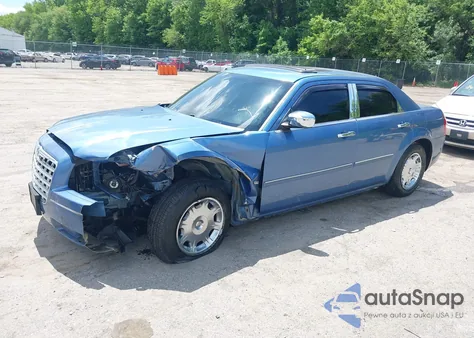 2007 Chrysler 300 Touring из США, поврежденный, VIN 2C3KA53G57H705964